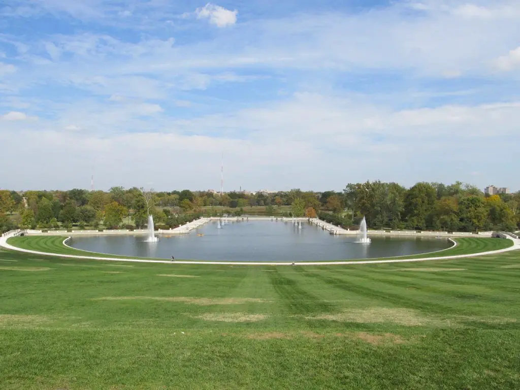 forest park is a large urban park in st. louis missouri