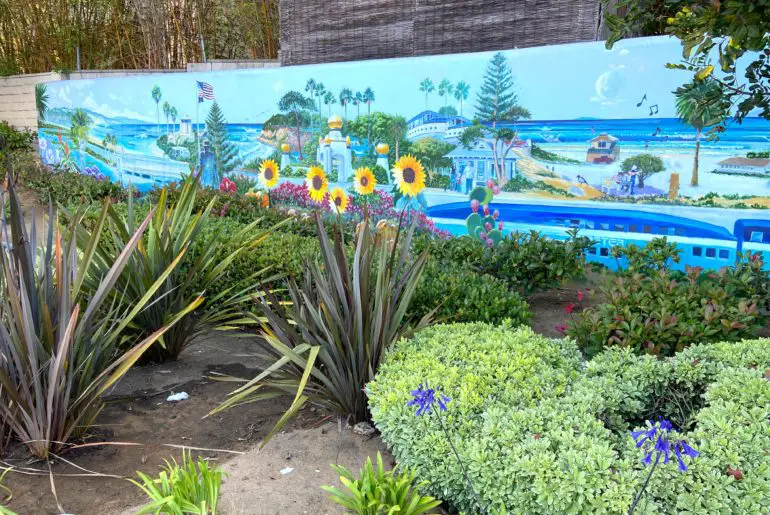 mural in solana beach, near encinitas