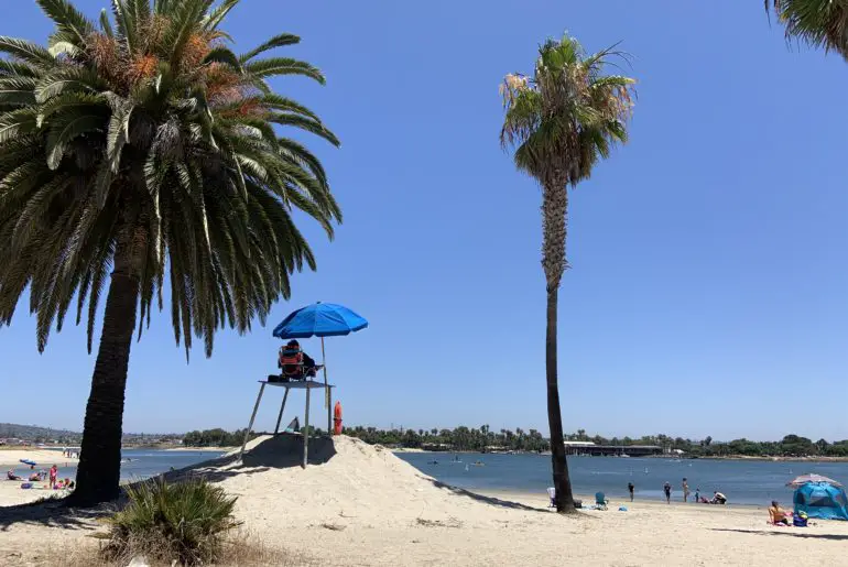 gorgeous and uncrowded beaches in mission bay san diego