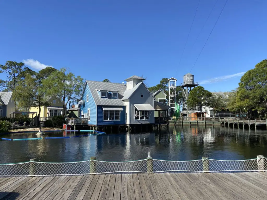 a visit to baytowne wharf is a great thing to do in destin florida