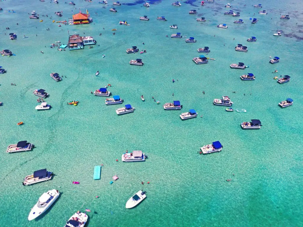 crab island is a really fun thing to do in destin